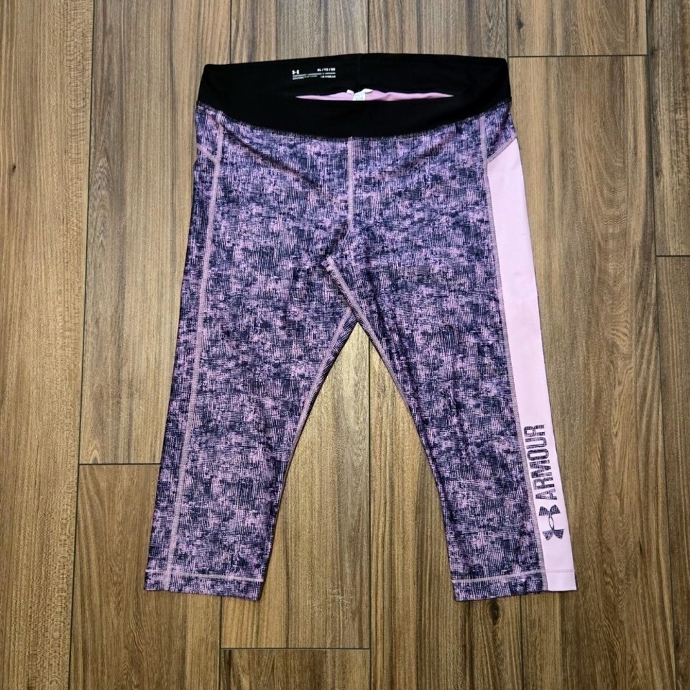 554. Women's Under Armour Compression Purple Pink Crop Capri EUC - Picture 2 of 8